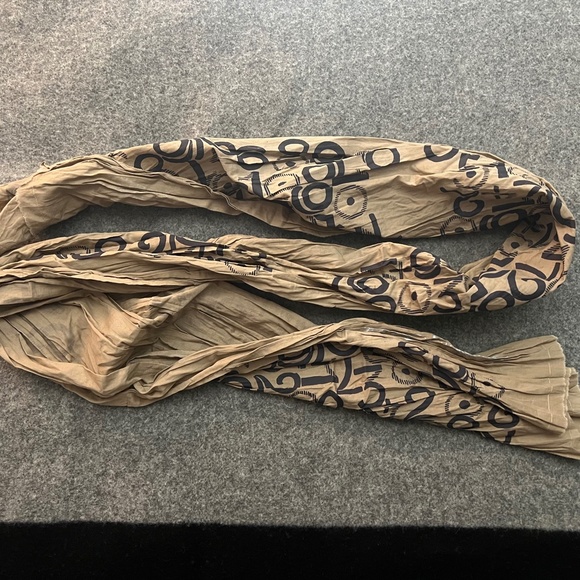 QUENTIN AND CLAUDE 2008 "Numbers" Oak Scarf Revolve Clothing - Picture 5 of 10